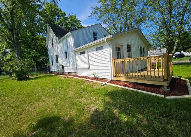 Property at 411 Lytle Ave, Harbor Beach, MI 48441, 4 beds, 1 bath