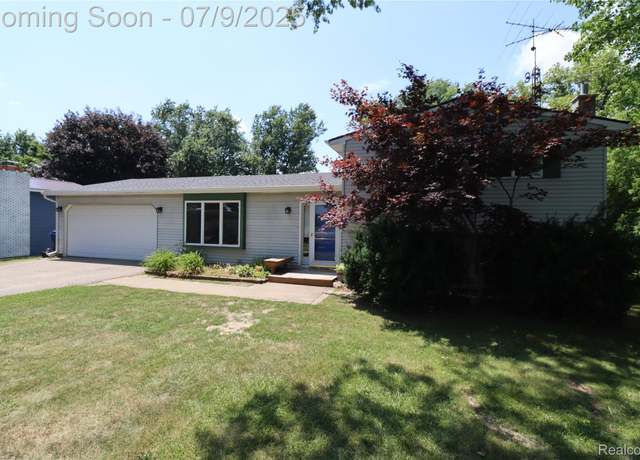 Property at 9360 Gale Rd, Goodrich, MI 48438, 4 beds, 2 baths