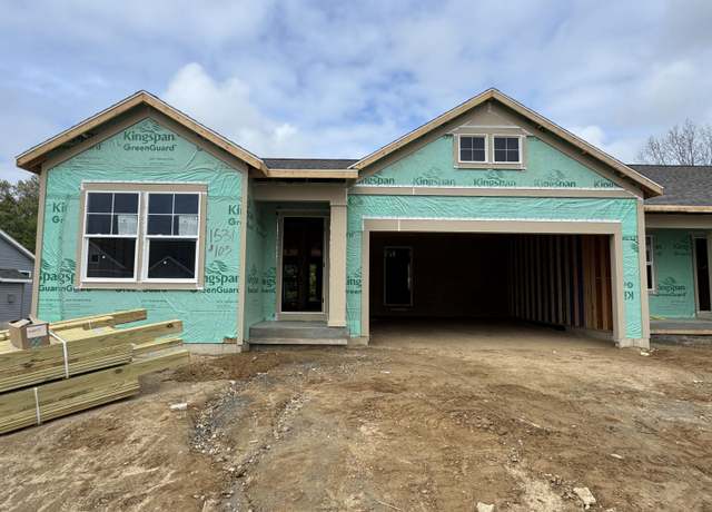 Property at 1531 N Village Cir, Kalamazoo, MI 49009, 3 beds, 3 baths
