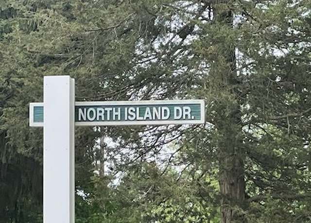 Property at 9031 N Island Dr, Flushing, MI 48433