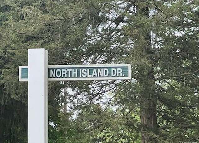 Property at 9031 N Island Dr, Flushing, MI 48433