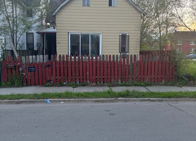 Property at 2021 Junction St, Detroit, MI 48209, 2 beds, 1 bath