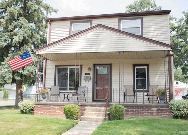 Property at 1698 Buckingham Ave, Lincoln Park, MI 48146, 3 beds, 1.5 baths