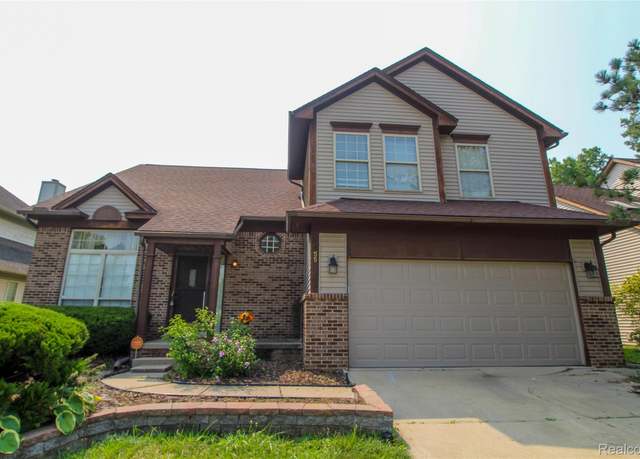 Property at 5562 Cary Dr, Ypsilanti, MI 48197, 3 beds, 3 baths
