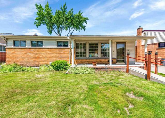 Property at 21301 Briarcliff St, St Clair Shores, MI 48082, 3 beds, 1.5 baths