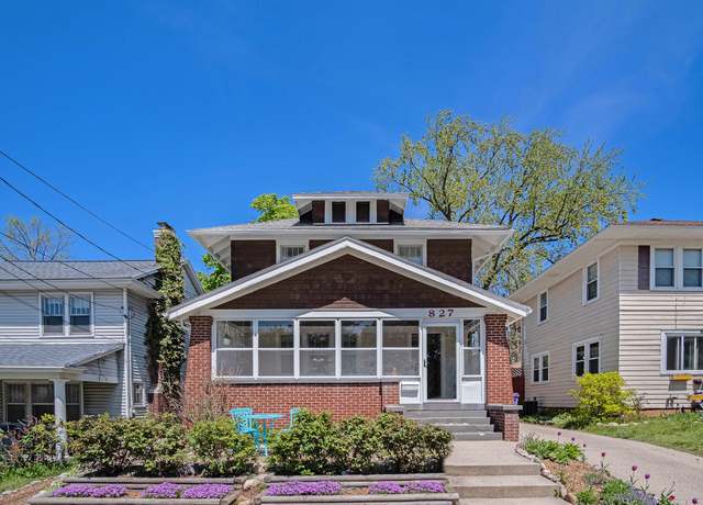 Property at 827 Ardmore St SE, Grand Rapids, MI 49507, 3 beds, 2.5 baths