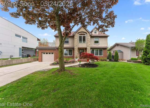 Property at 28395 Swan Island Dr, Grosse Ile, MI 48138, 4 beds, 2.5 baths