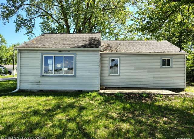 Property at 23725 Bredow Ave, Romulus, MI 48174, 3 beds, 1 bath