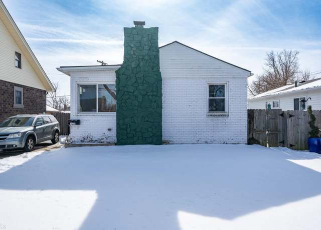 Property at 17250 Wildwood St, Roseville, MI 48066, 2 beds, 1 bath