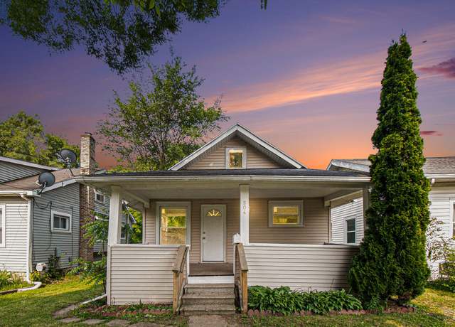 Property at 904 Riverview Ave, Lansing, MI 48915, 3 beds, 1 bath
