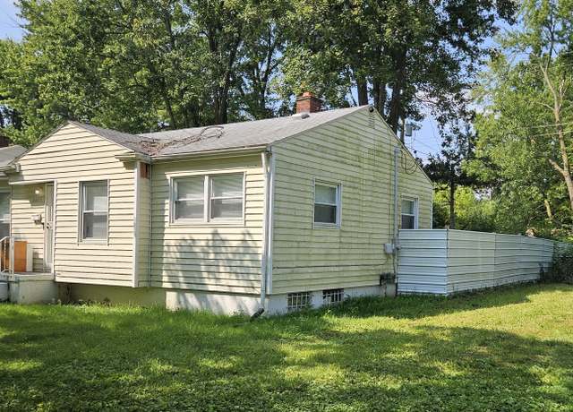 Property at 5817 Winthrop Blvd, Flint, MI 48505, 3 beds, 1 bath