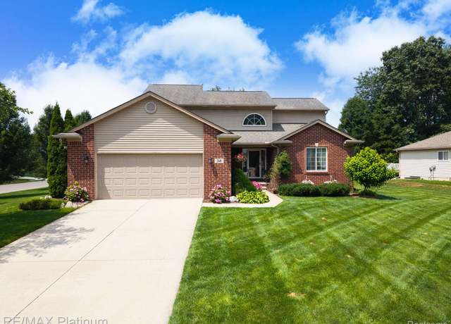 Property at 268 Crystal Ct, Howell, MI 48843, 4 beds, 3.5 baths