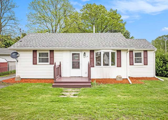 Property at 407 S Maurice Ave, Jackson, MI 49203, 3 beds, 1 bath