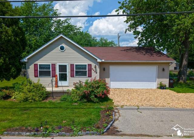 Property at 5985 Shady Ln, Newport, MI 48166, 3 beds, 1 bath