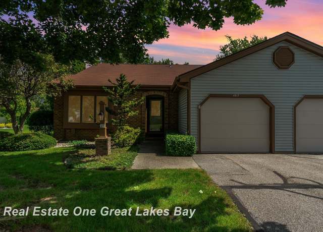 Property at 4817 Appletree Ln, Monitor Charter Township, MI 48706, 2 beds, 2.5 baths