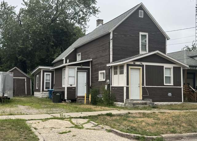 Property at 276 E Forest Ave, Muskegon, MI 49442, 4 beds, 3 baths