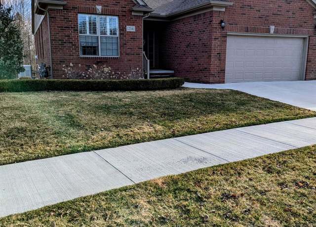 Property at 12341 Twin Brook Dr, Romeo, MI 48065, 2 beds, 2 baths