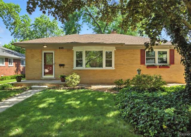 Property at 655 Ross St, Plymouth, MI 48170, 3 beds, 2 baths