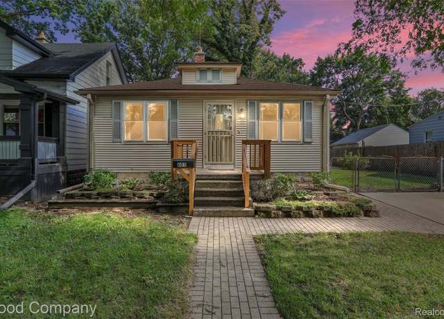Property at 603 E Maxlow Ave, Hazel Park, MI 48030, 2 beds, 1.5 baths