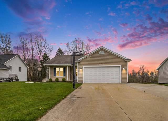 Property at 6976 Shady Knoll Dr SE, Caledonia, MI 49316, 3 beds, 2.5 baths