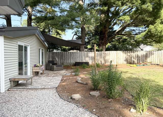 Property at 3826 Pearl St, Williamsburg, MI 49690, 3 beds, 2 baths