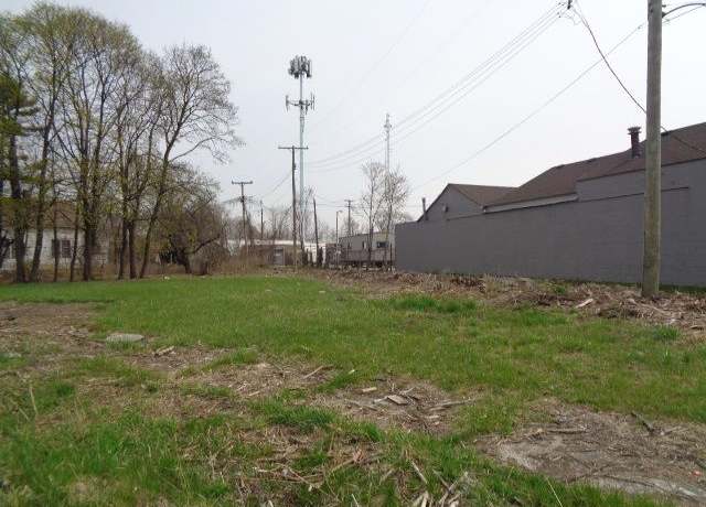 Property at 11638 Saint Louis St, Hamtramck, MI 48212