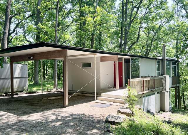 Property at 4075 N Delhi Rd, Ann Arbor, MI 48103, 2 beds, 2 baths