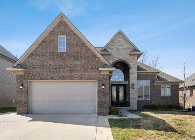 Property at 54623 Lawson Creek Dr, Utica, MI 48316, 3 beds, 3.5 baths