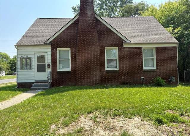 Property at 18582 Edinborough Rd, Detroit, MI 48219, 4 beds, 1.5 baths