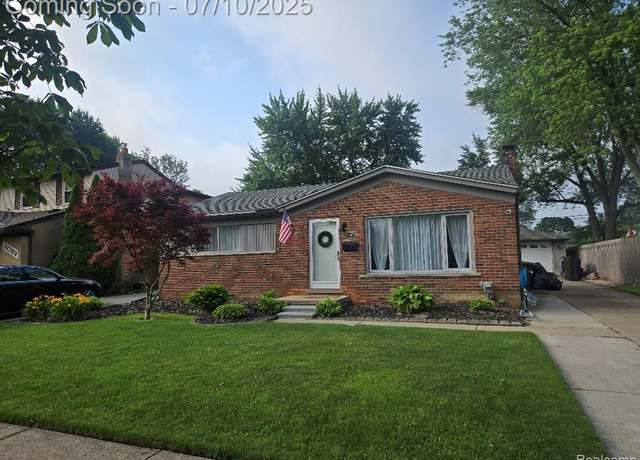 Property at 31789 Penn Ave, Livonia, MI 48150, 3 beds, 2 baths