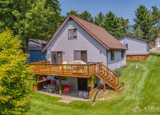 Property at 1984 N Ogemaw Trl, West Branch, MI 48661, 3 beds, 1 bath