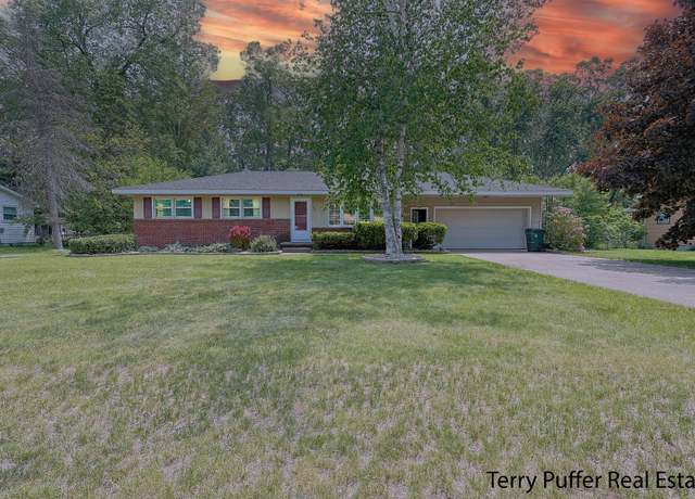 Property at 1831 Nielwood Dr, Muskegon, MI 49445, 3 beds, 2 baths