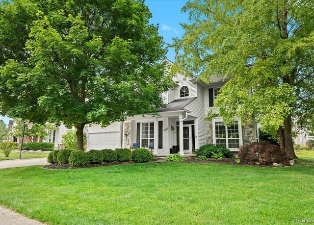 Property at 1035 Equestrian Dr, South Lyon, MI 48178, 4 beds, 2.5 baths