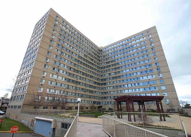 Property at 8900 E Jefferson Ave #920, Detroit, MI 48214, 2 beds, 1 bath