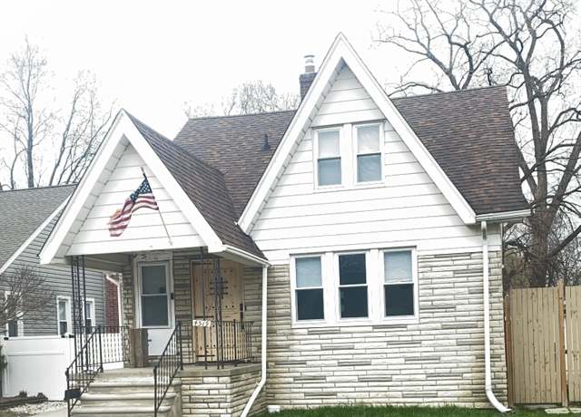 Property at 4519 Washington St, Wayne, MI 48184, 3 beds, 2 baths