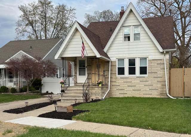 Property at 4519 Washington St, Wayne, MI 48184, 2 beds, 2 baths