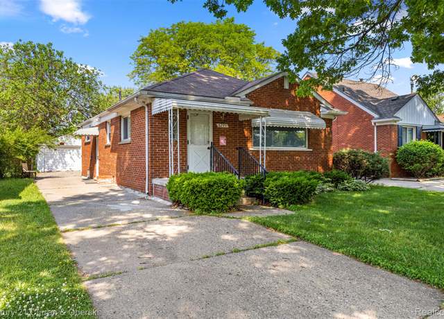 Property at 8299 Appleton St, Dearborn Heights, MI 48127, 3 beds, 1.5 baths