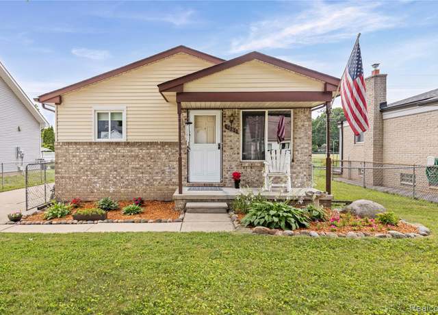 Property at 9085 Deering St, Livonia, MI 48150, 3 beds, 1.5 baths