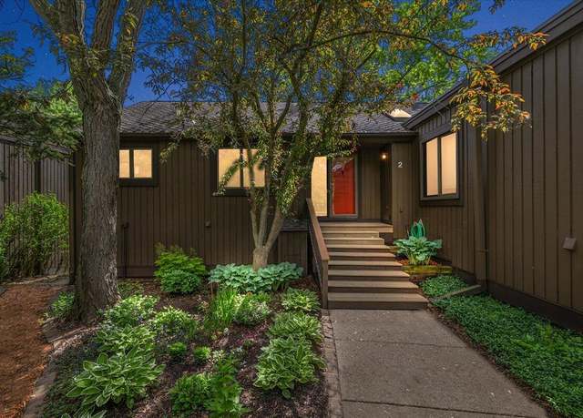 Property at 2 Eastbury Ct, Ann Arbor, MI 48105, 4 beds, 3 baths
