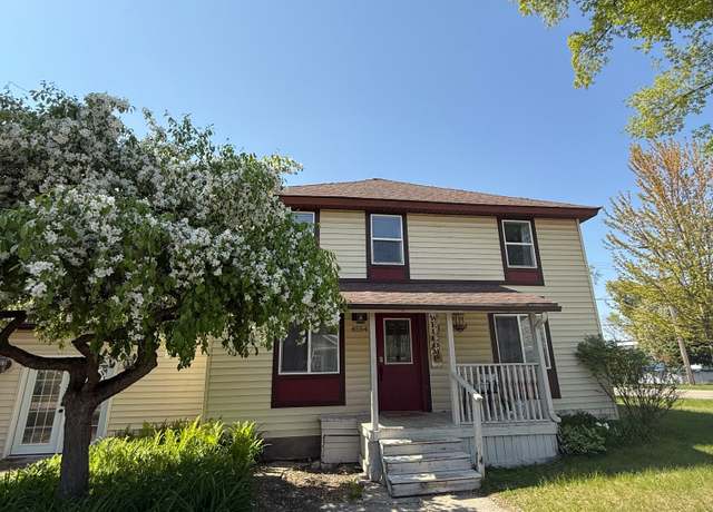 Property at 4554 Middle St, Columbiaville, MI 48421, 4 beds, 3.5 baths