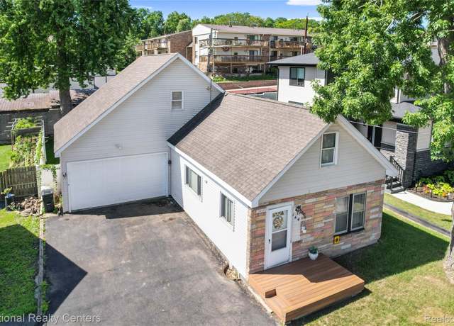 Property at 144 Coalmont St, Walled Lake, MI 48390, 2 beds, 2 baths