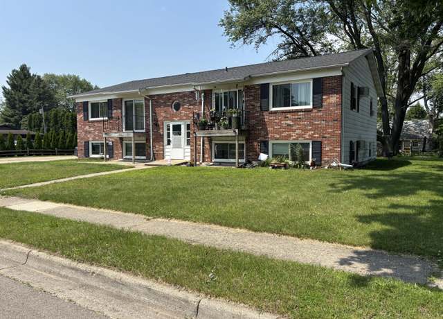 Property at 215 Vinewood Ave, Sturgis, MI 49091, 4 beds, 2 baths
