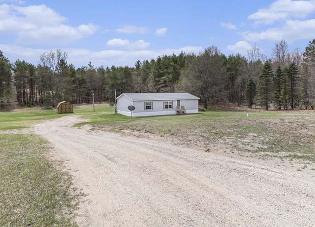 Property at 2396 E 32 Rd, Cadillac, MI 49601, 3 beds, 2 baths