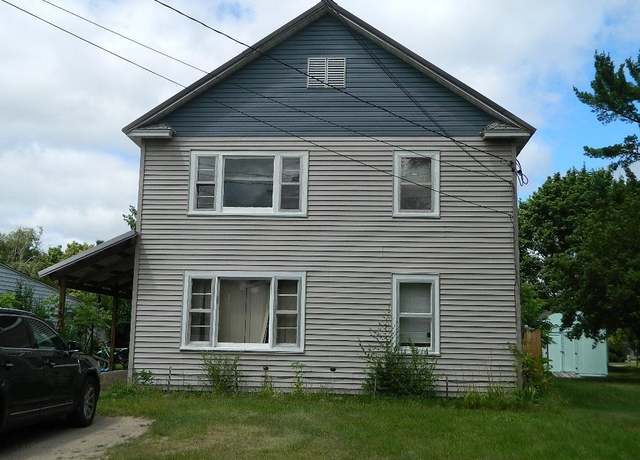 Property at 1504-1504 1/2 Lyons St, Mt Pleasant, MI 48858
