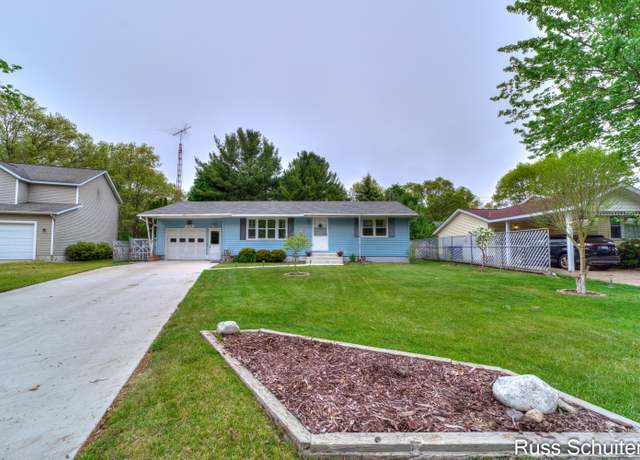 Property at 1572 Cornell Rd, Muskegon, MI 49441, 2 beds, 1 bath