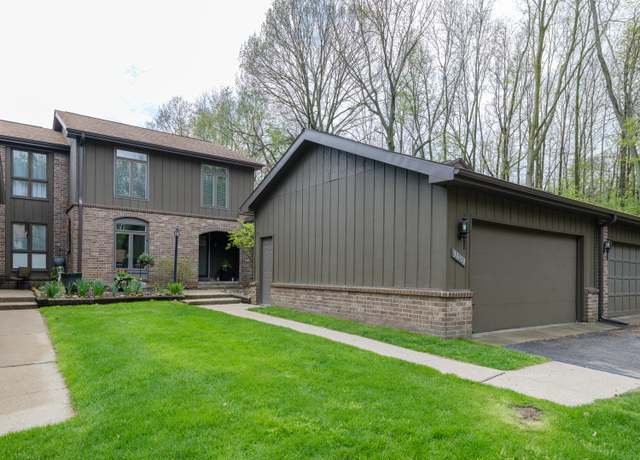 Property at 3603 Woodcliff Dr, Kalamazoo, MI 49008, 3 beds, 3 baths