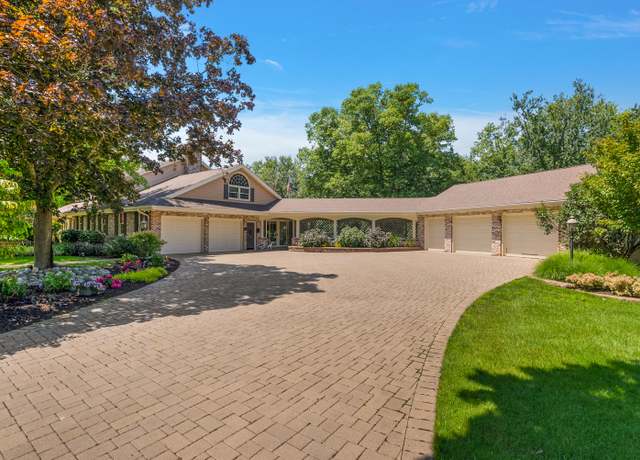 Property at 6130 Eidson Rd, St Joseph, MI 49085, 5 beds, 5.5 baths