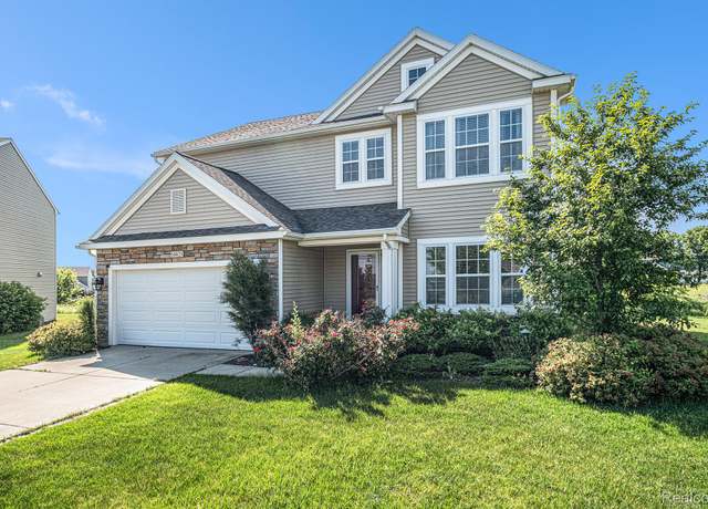 Property at 16621 Charles Town Ct, Linden, MI 48451, 4 beds, 2.5 baths