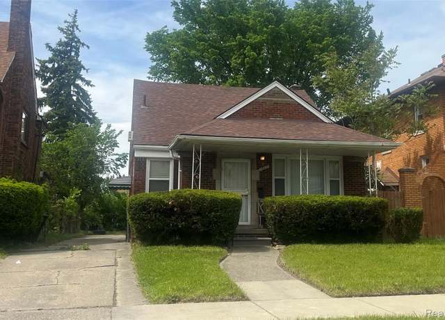 Property at 11867 Engleside St, Detroit, MI 48205, 3 beds, 1 bath