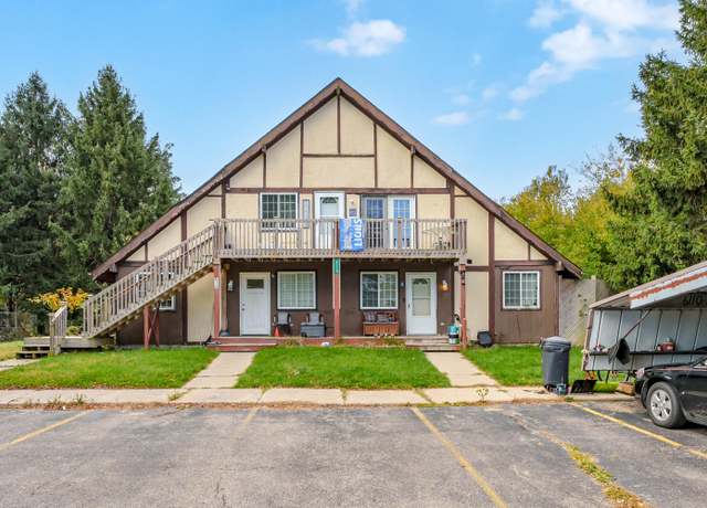 Property at 6110 Briarcliff Path, Kalamazoo, MI 49009, 8 beds, 4 baths